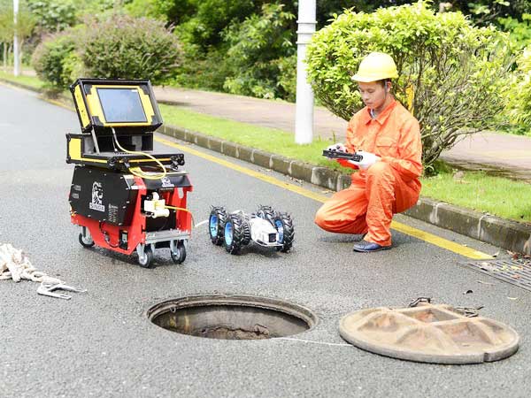美兰管道机器人检测